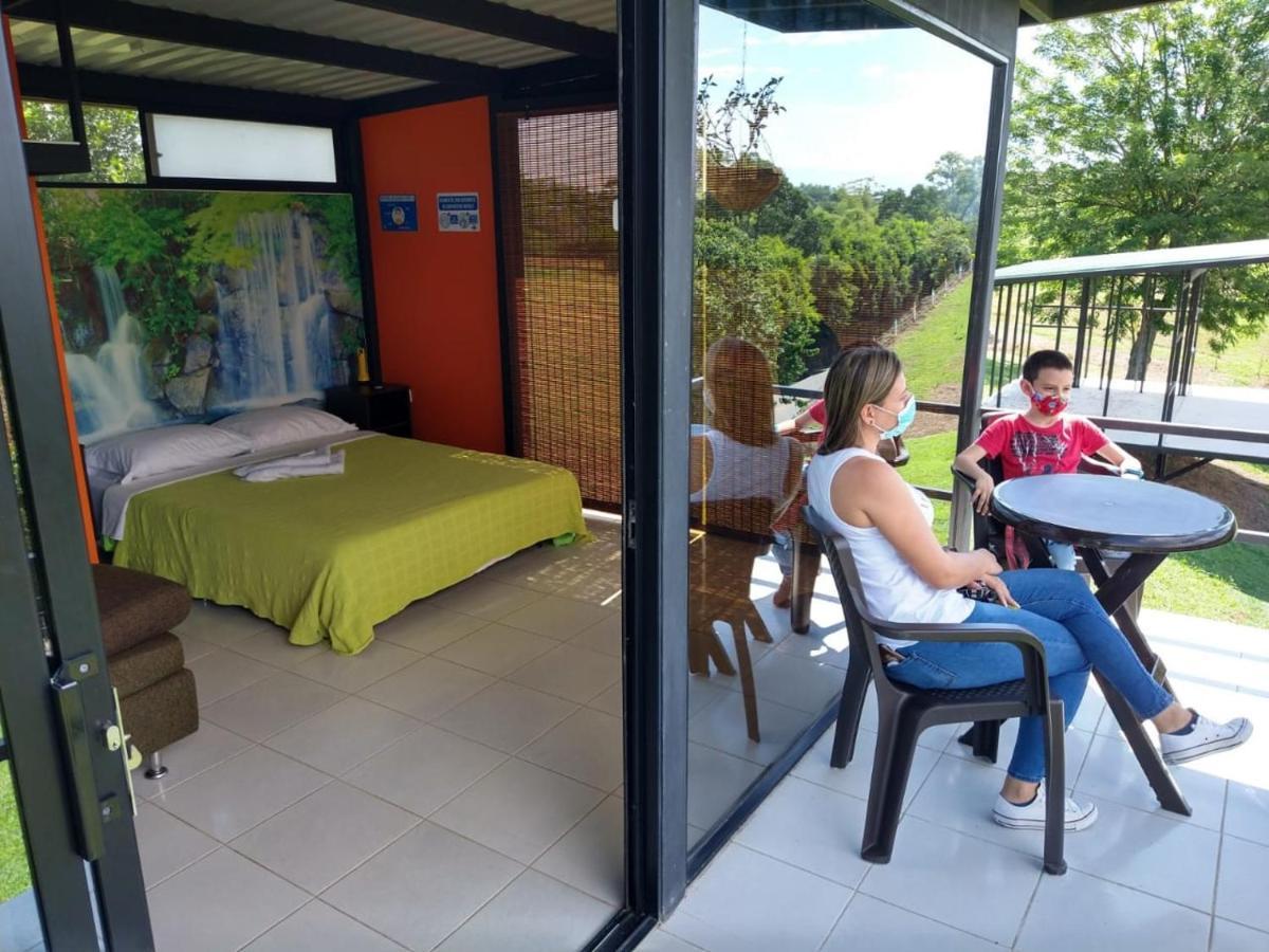 Glamping - Calochorno Hotel Alcalá Kültér fotó