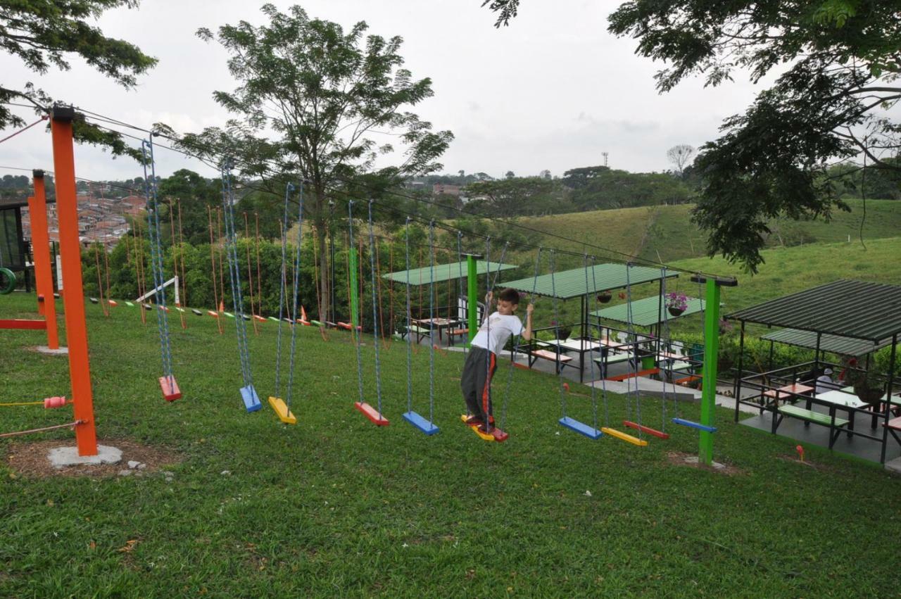 Glamping - Calochorno Hotel Alcalá Kültér fotó