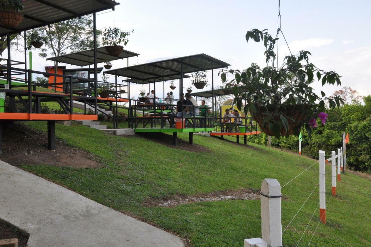 Glamping - Calochorno Hotel Alcalá Kültér fotó
